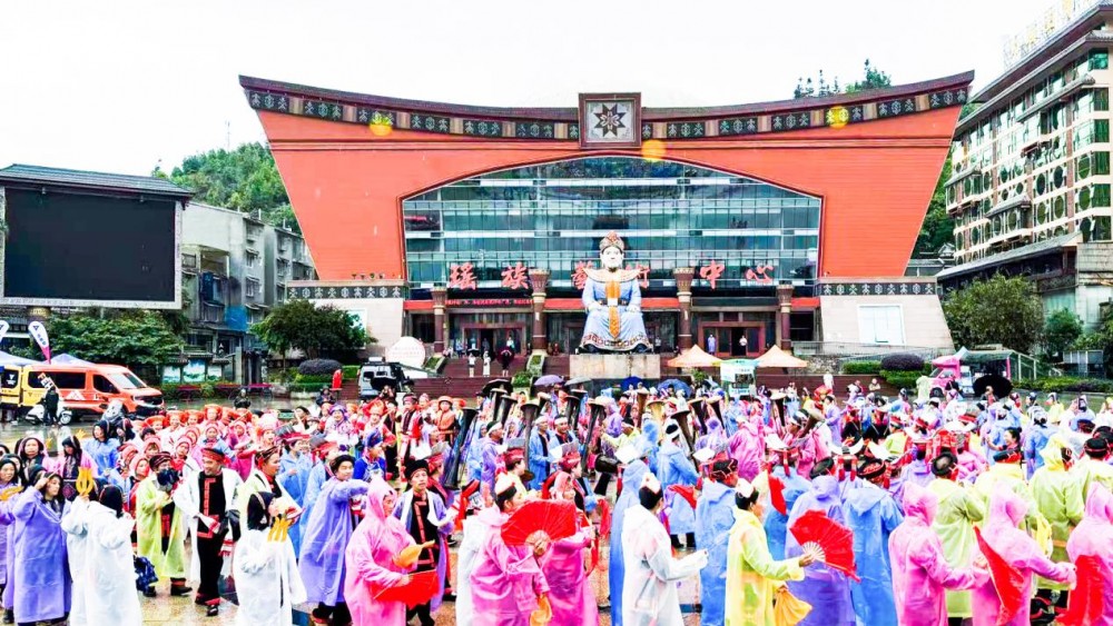 	花开迎客来｜2026金秀圣堂山杜鹃花文化旅游节盛大开幕